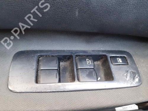 Fensterheberschalter links vorne für NISSAN QASHQAI I (J10, NJ10) 2.0 (141 hp) 30055248