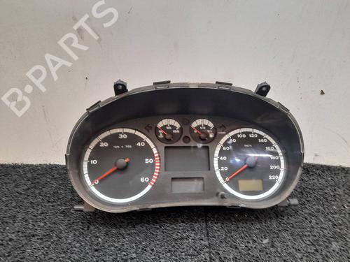 Used Instrument cluster Instrument cluster 8211590 8211590