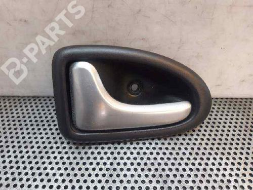 Used Rear left interior door handle Rear left interior door handle RENAULT CLIO II (BB_, CB_) 1.4 16V (B/CB0P, BB13) (98 hp) 4495203 4495203
