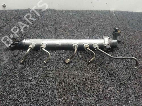 Used Injection rail Injection rail 7033604 7033604