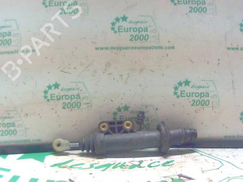 Used Clutch slave cylinder Clutch slave cylinder MERCEDES-BENZ SPRINTER 2-t Van (B901, B902) 213 CDI (901.661, 901.662, 902.661, 902.662) (129 hp) 14047193 14047193