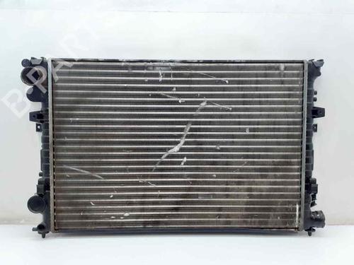 Used Water radiator Water radiator 23453032 23453032