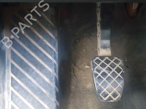 Clutch pedal AUDI A4 B8 (8K2) 2.0 TDI (136 hp) 18132270