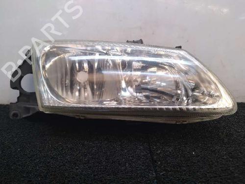 Used Right headlight NISSAN ALMERA II (N16) 1.5 (90 hp) 6137272