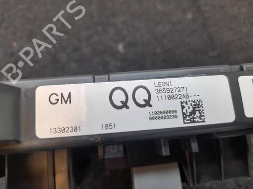 Fuse box OPEL ASTRA J Sports Tourer (P10) 2.0 CDTI (35) | BP10166426E1 