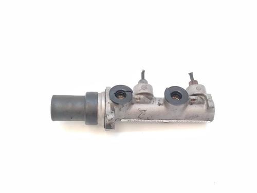 Used Brake master cylinder CHRYSLER VOYAGER IV (RG, RS) 2.5 CRD (120 hp) 12314088