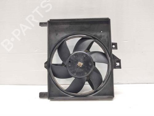 Used Radiator fan Radiator fan 30659188 30659188