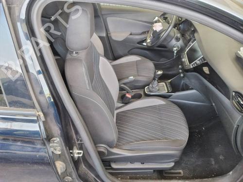 Sæde højre fortil OPEL CROSSLAND X / CROSSLAND (P17, P2QO) 1.2 (75) (110 hp) 13873869