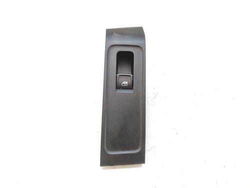 Used Right rear window switch Right rear window switch 17681360 17681360