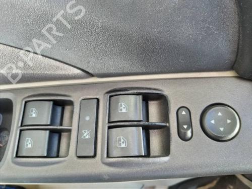 Headlight switch LANCIA MUSA (350_) 1.4 (350.AXA11, 350.AXA1A) | BP24359477I24 - Image 9