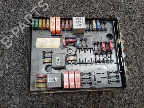 Used Fuse box Fuse box VW GOLF V (1K1) [2003-2010] 8386404 8386404