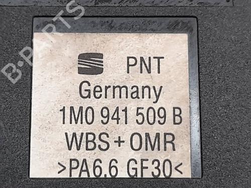 Bouton de warning SEAT LEON (1M1)  | BP29383452I22 