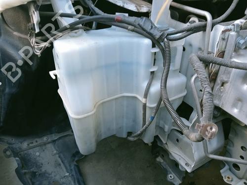 Used Windscreen washer tank TOYOTA PRIUS (_W3_) 1.8 Hybrid (ZVW3_) (99 hp) 23024363