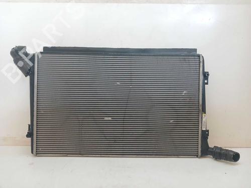 Używane Chłodnica wody Chłodnica wody VW GOLF V (1K1) 1.9 TDI (105 hp) 37417326 37417326
