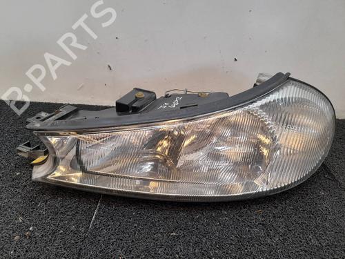 Used Left headlight FORD MONDEO II (BAP) 2.0 i (131 hp) 10181541