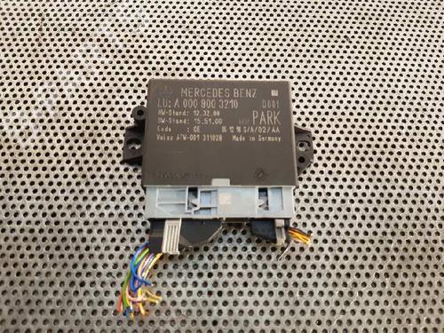 Used Electronic module Electronic module MERCEDES-BENZ GLA-CLASS (X156) GLA 180 (156.942) (122 hp) 4884473 4884473