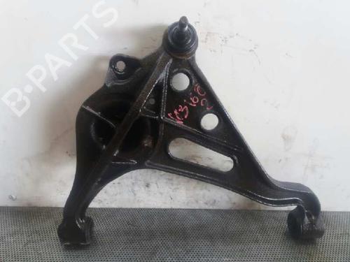 Used Right front suspension arm SUZUKI GRAND VITARA I (FT, HT) 2.0 HDI 110 16V 4x4 (SQ420D, TD83V) (109 hp) 2497185