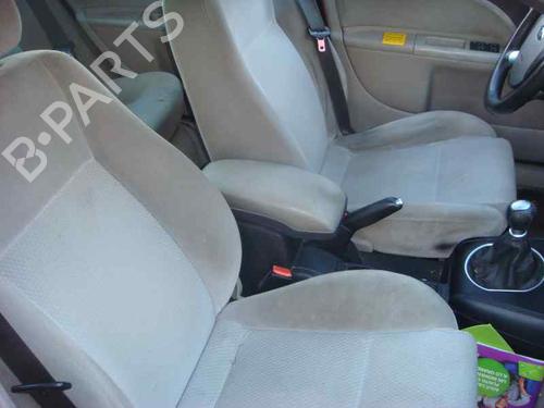 Instrument cluster FORD MONDEO III (B5Y) 2.0 TDCi | BP204738C47 