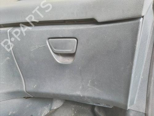 Used Glove box FORD FIESTA VI (CB1, CCN) 1.4 (97 hp) 12301699