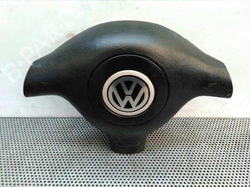 Used Driver airbag Driver airbag VW GOLF III Cabriolet (1E7) [1993-1998] 590026 590026