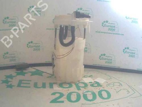 Used Fuel pump RENAULT MEGANE II Saloon (LM0/1_) [2003-2025]  1591991