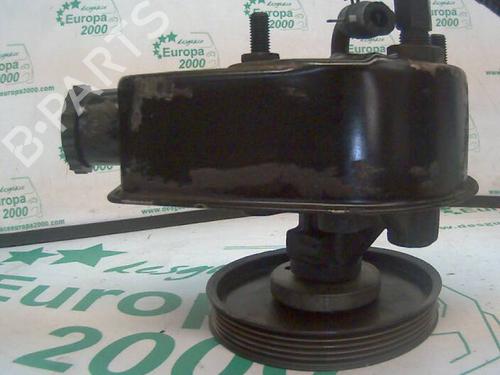 Used Steering pump RENAULT MEGANE I Classic (LA0/1_) 1.4 (LA0E, LA0V) (75 hp) 2291968