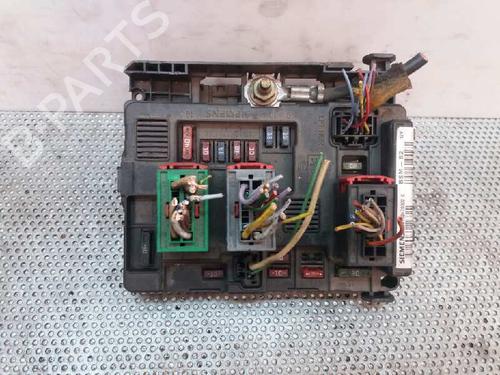 Used Fuse box Fuse box 1496851 1496851