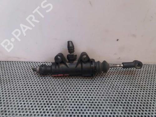 Used Clutch slave cylinder Clutch slave cylinder MERCEDES-BENZ C-CLASS (W204) C 200 CDI (204.001) (136 hp) 14031788 14031788