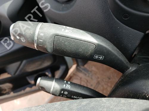 switch-mercedes-benz-vito-van-w447-2014-35949204 main image
