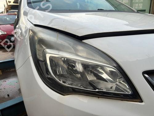 Used Right headlight Right headlight OPEL MERIVA B MPV (S10) [2010-2017] 31177372 31177372
