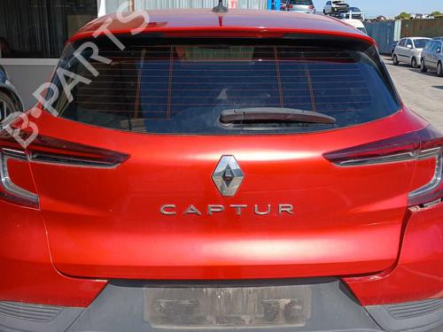 Bagklap CC/Kombi-Coupé Bagklap CC/Kombi-Coupé RENAULT CAPTUR II (HF_) TCe 100 (HFMT) (101 hp) 39714489 39714489