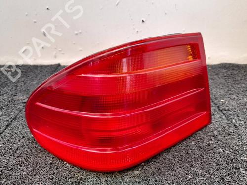 Used Left taillight Left taillight 10420039 10420039