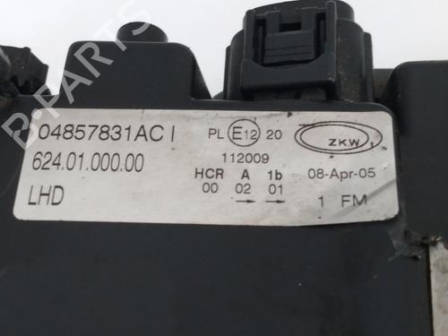 Used Left headlight CHRYSLER VOYAGER IV (RG, RS) 2.8 CRD (150 hp) 19088383