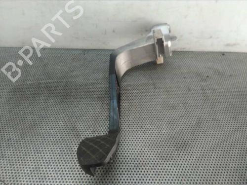 Pedale della frizione VW PASSAT B5.5 (3B3) 1.9 TDI (130 hp) 8D1721316K  | 8D1721316K  |