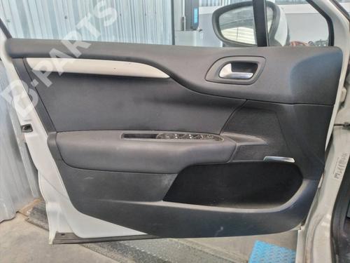 Used Left front door panel Left front door panel CITROËN C4 II (NC_) 1.6 HDi 90 (92 hp) 10986853 10986853