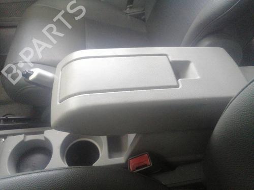 Used Armrest / Center console DODGE CALIBER 2.0 CRD (140 hp) 7159156