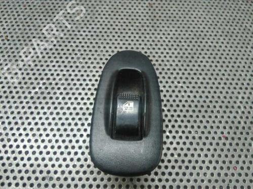 Used Left rear window switch Left rear window switch KIA SEPHIA Saloon (FA) [1992-2001] 1370331 1370331