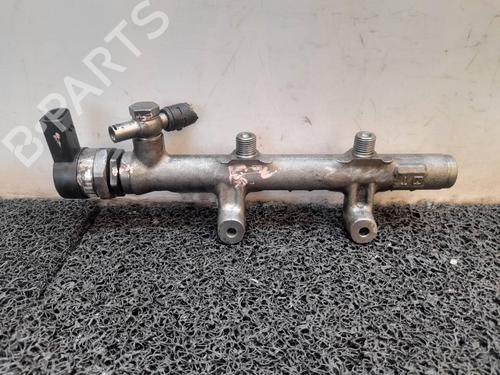 Used Injection rail Injection rail 11059685 11059685