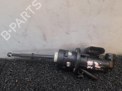 Used Clutch slave cylinder Clutch slave cylinder VW GOLF V (1K1) [2003-2010] 14040677 14040677
