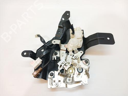 Used Rear left lock Rear left lock NISSAN NV200 / EVALIA Bus [2010-2026] 33690832 33690832