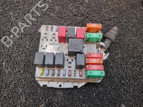 Used Fuse box Fuse box 10158895 10158895