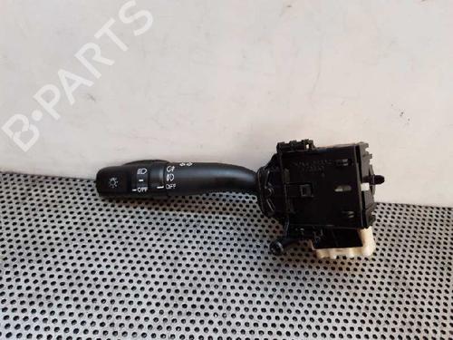 Used Headlight switch TOYOTA AVENSIS Estate (_T25_) 2.0 D-4D (CDT250_, CDT250R) (116 hp) 4421342