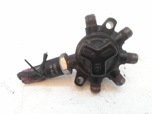 Used Injection rail Injection rail 1592364 1592364