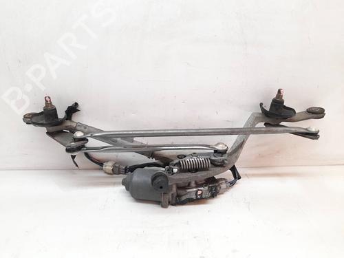 Used Front wiper motor Front wiper motor TOYOTA AURIS (_E15_) [2006-2013] 9208018 9208018