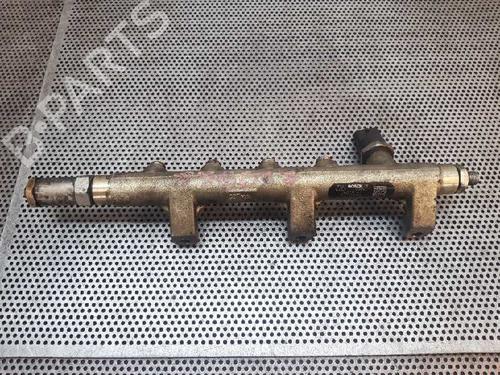 Used Injection rail Injection rail 2292016 2292016