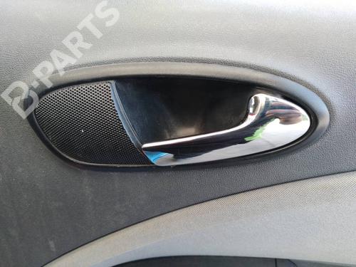 Used Front right interior door handle Front right interior door handle SEAT LEON (1P1) 1.9 TDI (105 hp) 8114355 8114355