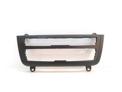 Used Middle console Middle console BMW 3 (F30, F80) 318 d (143 hp) 18037657 18037657