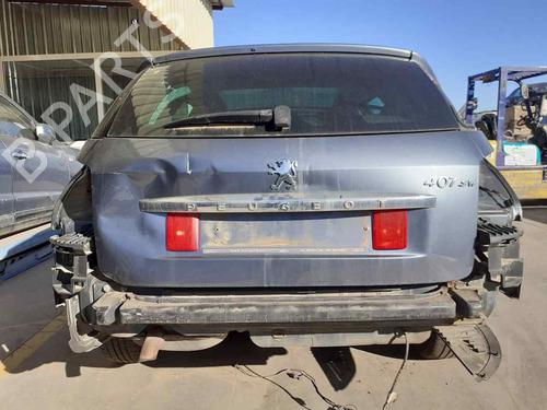 Left headlight PEUGEOT 407 SW (6E_, 6D_) 2.2 | BP28501825C28 