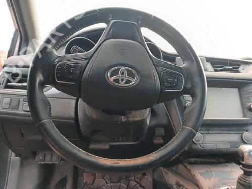Used Steering wheel Steering wheel TOYOTA AVENSIS Saloon (_T27_) 2.0 D-4D (WWT271_) (143 hp) 40255134 40255134