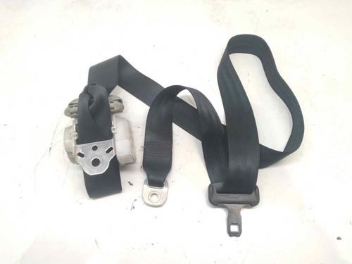 Used Rear right seatbelt TOYOTA COROLLA Verso (ZER_, ZZE12_, R1_) 2.2 D-4D (AUR10_, AUR10R) (136 hp) 6616193